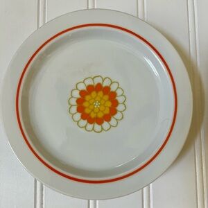 Vintage Georges Briard Florette pattern Bread and Butter plates (3)